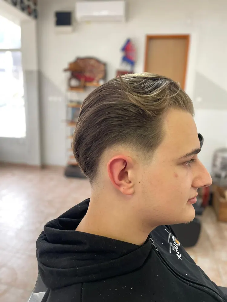Pompadour fade